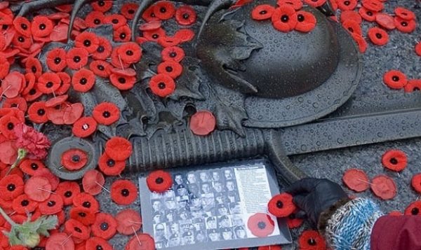 What provinces in canada have remembrance day as a holiday